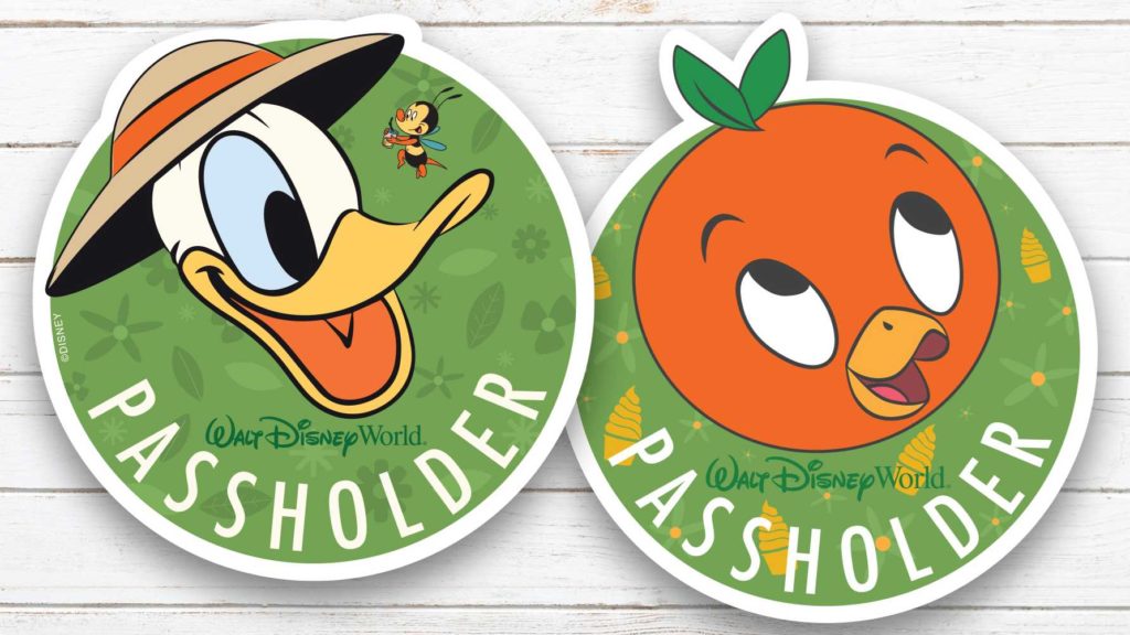 Details about   Disney Passholder Mickey Mouse Green Magnet 2020 