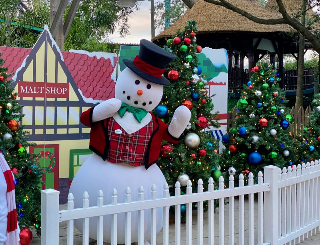 Busch Gardens Christmas Town Returns 4